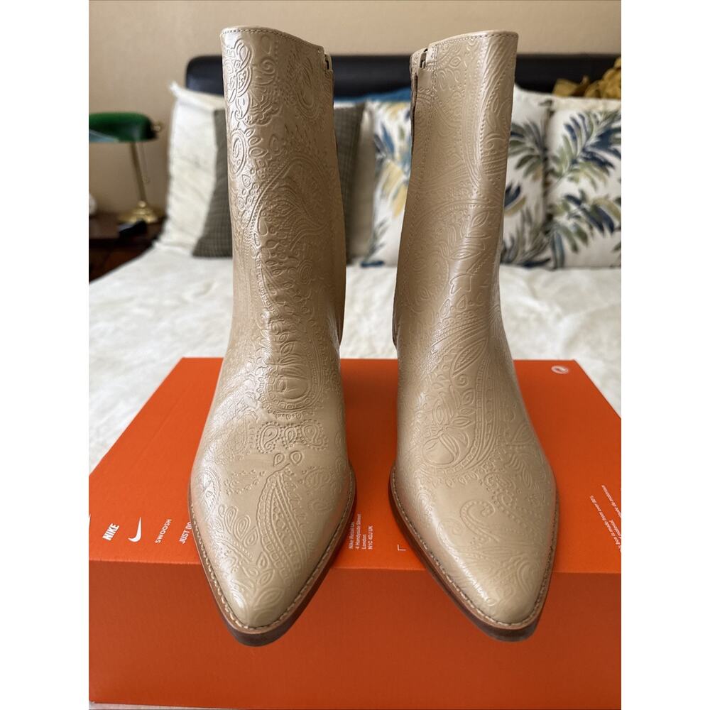 Matisse Women's Caty Tan Tooled Leather Booties Size 7 - Picture 3 of 12